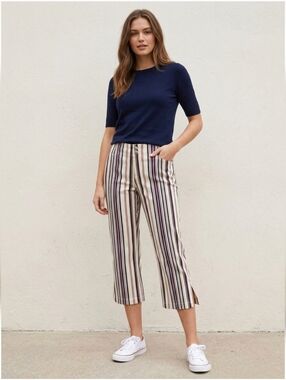 Wardrobe Essentials Striped Capri Crop Pants - Size 9/10 - Nautical Preppy